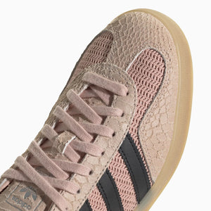 Gazelle indoor