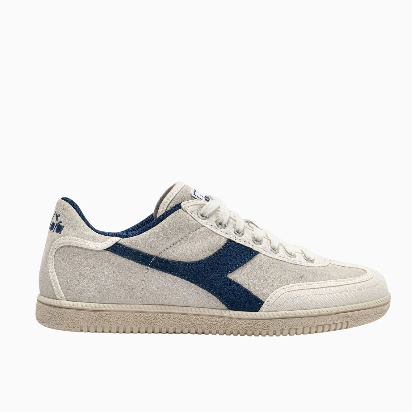 Trainer suede