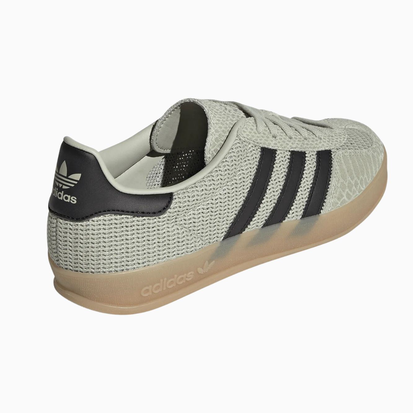 Gazelle Indoor